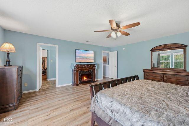 2274 Hampton Drive, Franklin, IN 46131