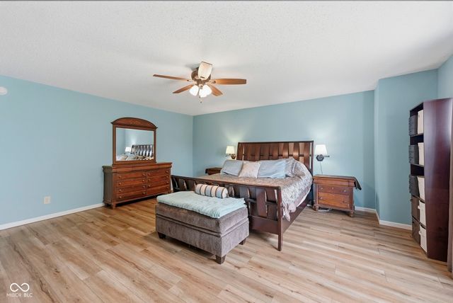 2274 Hampton Drive, Franklin, IN 46131