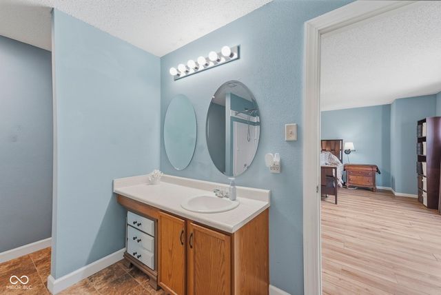 2274 Hampton Drive, Franklin, IN 46131