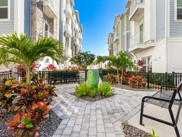 508 LAUREL PARK DRIVE, Sarasota, FL 34236