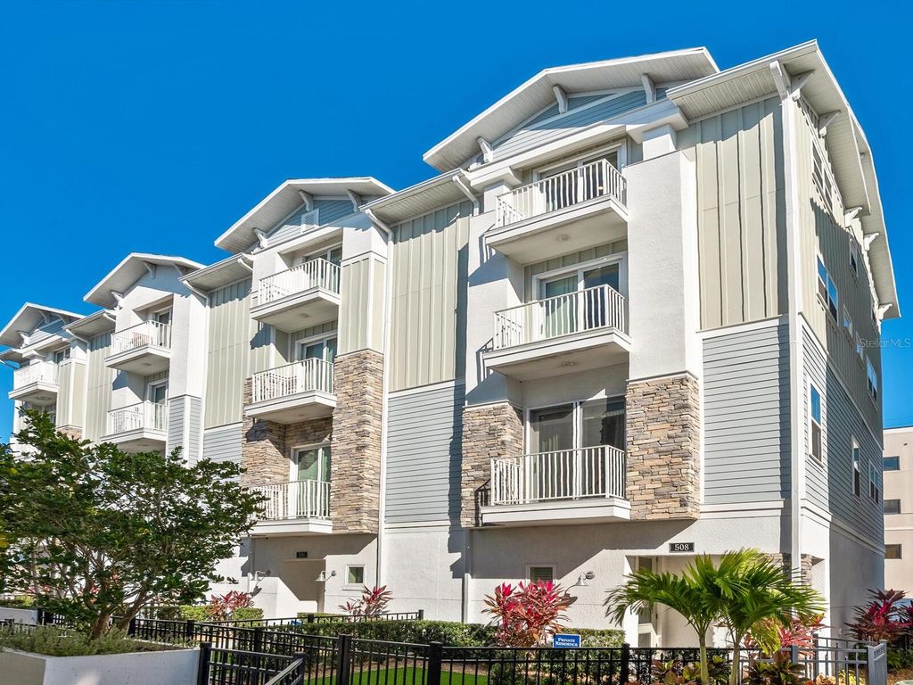 508 LAUREL PARK DRIVE, Sarasota, FL 34236