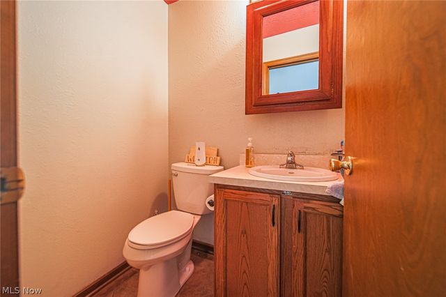 15157 Wynncrest Street SW, Navarre, OH 44662