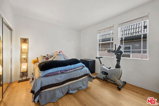 10715 Camarillo Street 307, North Hollywood, CA 91602