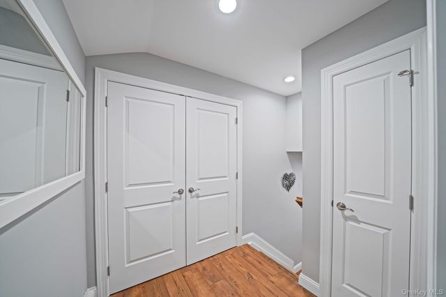 19 Honeysuckle Lane, Kings Park, NY 11754