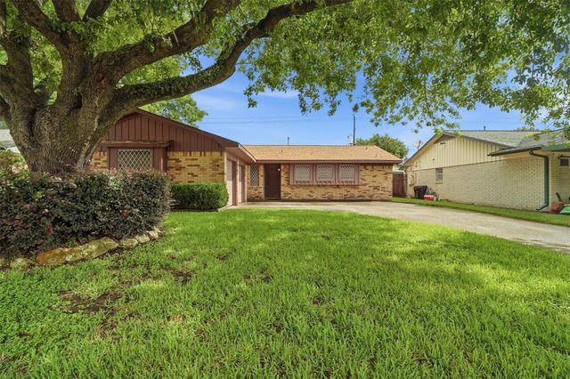 405 Arbor Drive, Deer Park, TX 77536