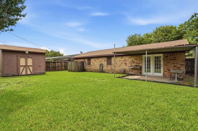 405 Arbor Drive, Deer Park, TX 77536