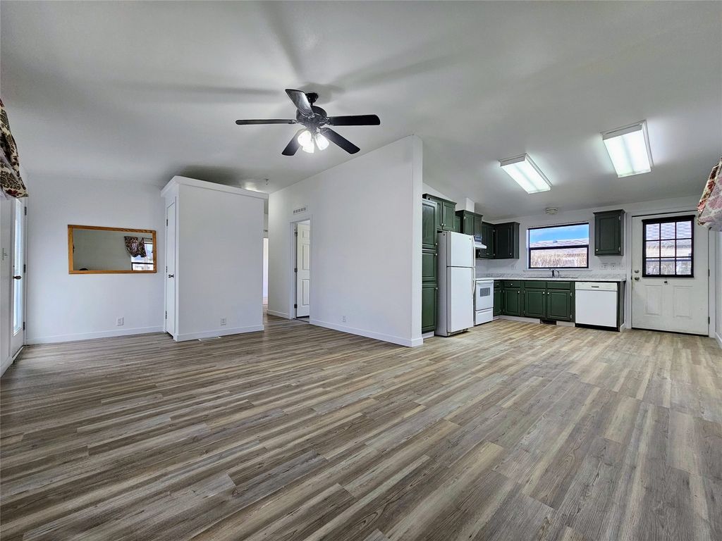307 S Cleveland Street, Boulder, MT 59632 photo 1