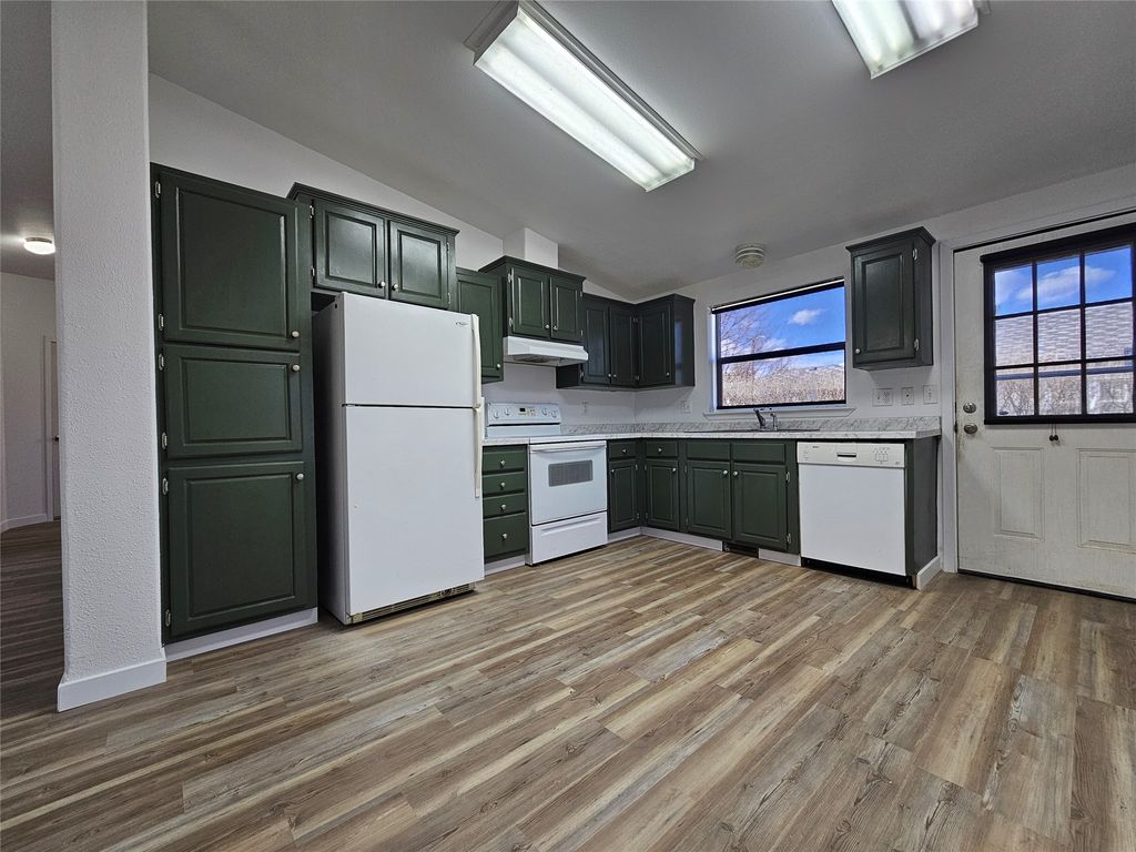 307 S Cleveland Street, Boulder, MT 59632 photo 5