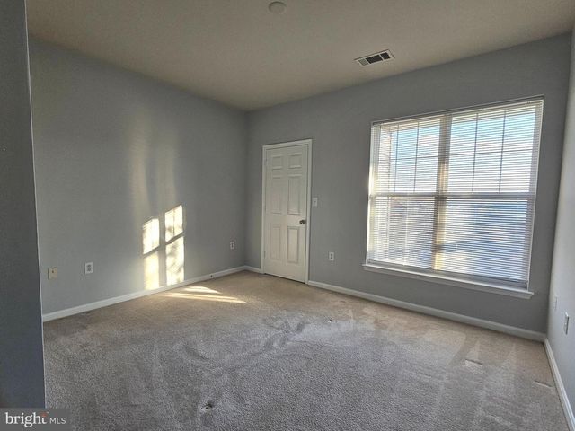 13377-M CONNOR DR, Centreville, VA 20120