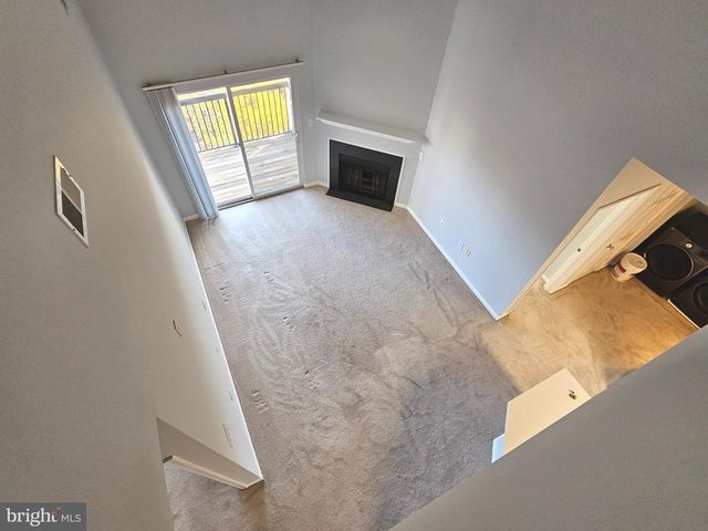 13377-M CONNOR DR, Centreville, VA 20120