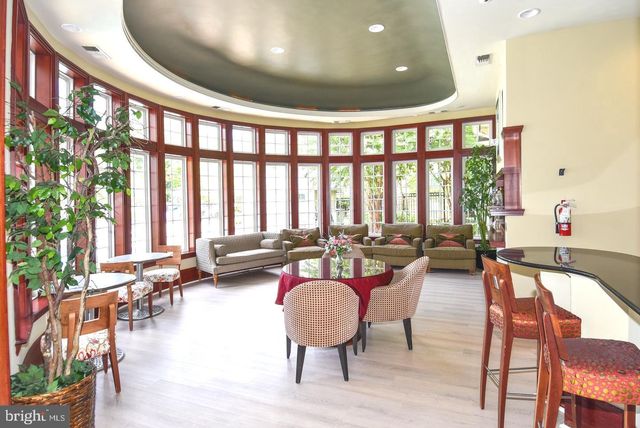 13377-M CONNOR DR, Centreville, VA 20120