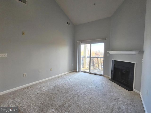 13377-M CONNOR DR, Centreville, VA 20120