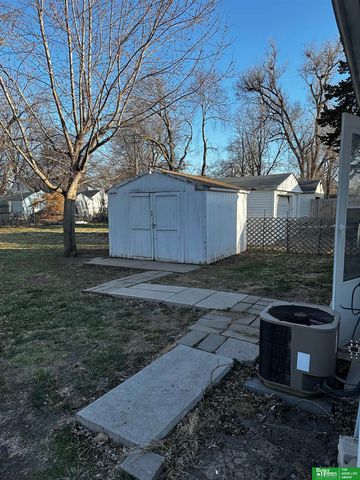1744 N 24th Street, Lincoln, NE 68503