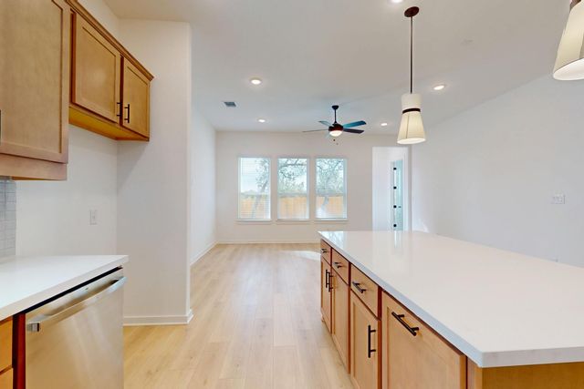 342 Bishop Wood RD, Dripping Springs, TX 78620