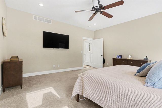 5956 Hidden Oak Avenue, Richland, MI 49083