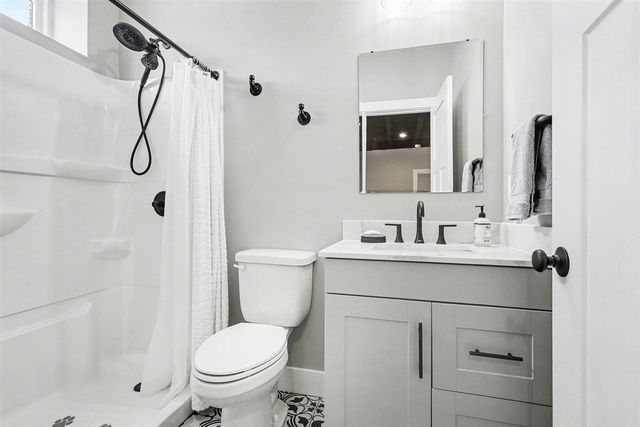 5956 Hidden Oak Avenue, Richland, MI 49083