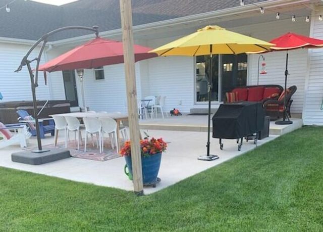 5956 Hidden Oak Avenue, Richland, MI 49083