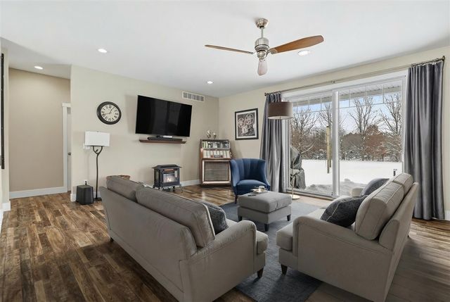 5956 Hidden Oak Avenue, Richland, MI 49083