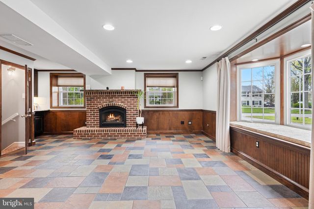108 CANTERBURY DR, Wallingford, PA 19086