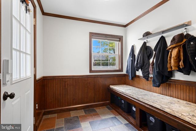 108 CANTERBURY DR, Wallingford, PA 19086