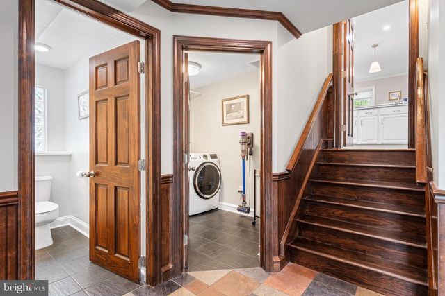 108 CANTERBURY DR, Wallingford, PA 19086