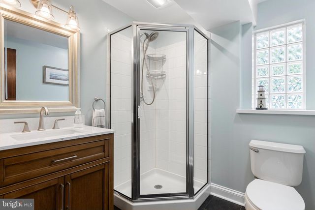 108 CANTERBURY DR, Wallingford, PA 19086