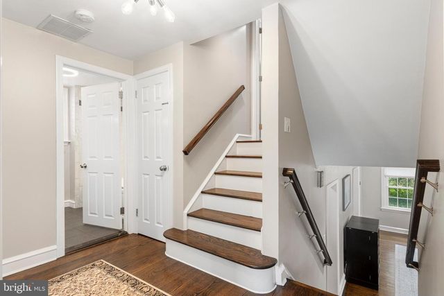 108 CANTERBURY DR, Wallingford, PA 19086