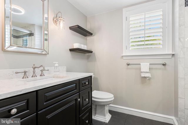 108 CANTERBURY DR, Wallingford, PA 19086