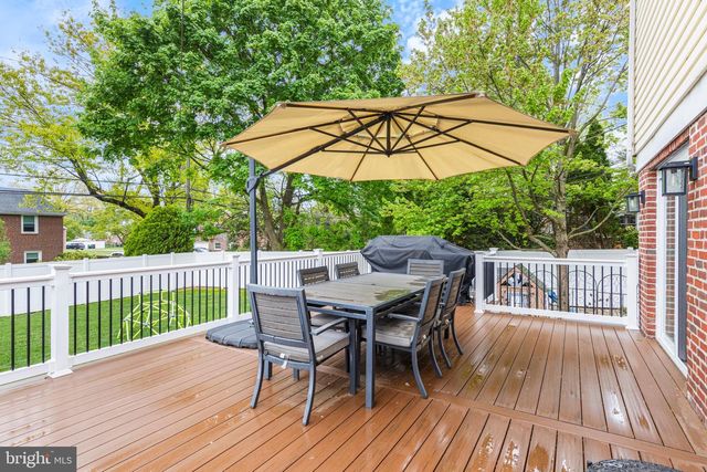 108 CANTERBURY DR, Wallingford, PA 19086