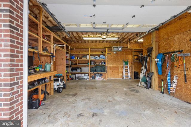 108 CANTERBURY DR, Wallingford, PA 19086