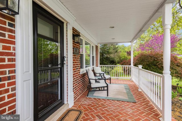 108 CANTERBURY DR, Wallingford, PA 19086