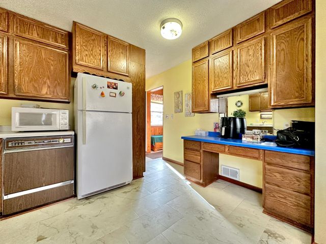 6116 Ridge Drive, Woodbury, MN 55125