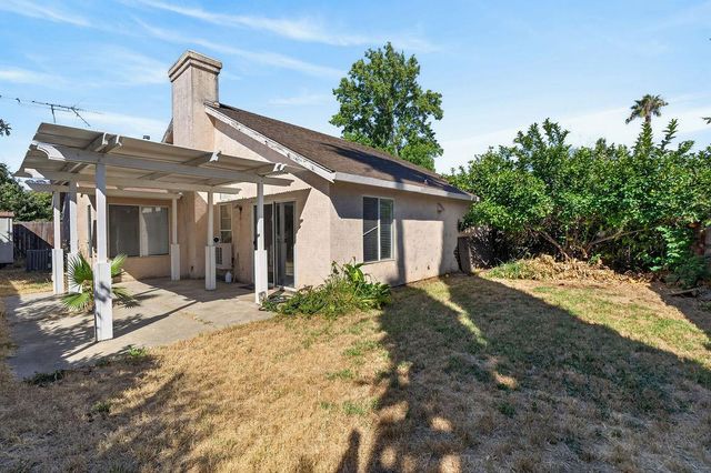 2450 Fairway Glen St, Stockton, CA 95206