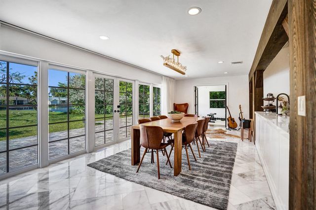 271 Oregon Lane, Boca Raton, FL 33487