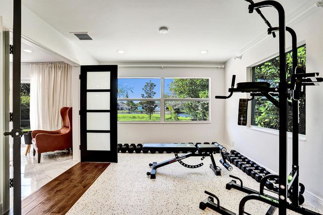 271 Oregon Lane, Boca Raton, FL 33487