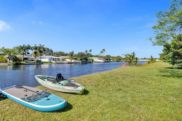 271 Oregon Lane, Boca Raton, FL 33487