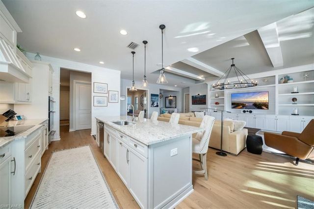 14372 Neptune AVE, Naples, FL 34114