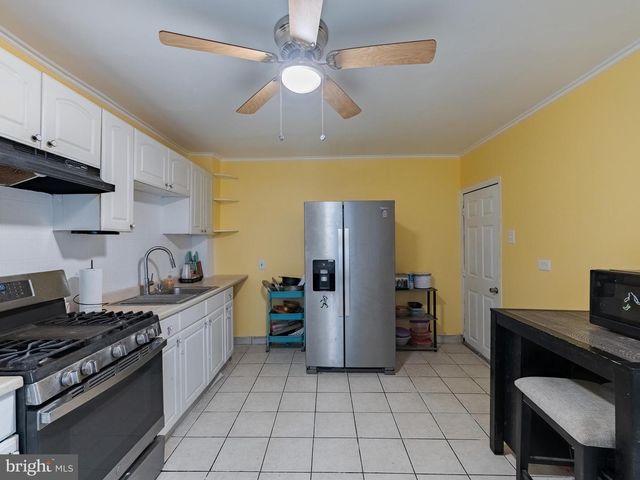 628 PINE ST, Bristol, PA 19007