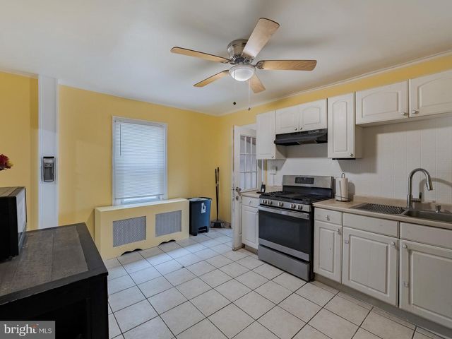 628 PINE ST, Bristol, PA 19007