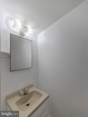 628 PINE ST, Bristol, PA 19007