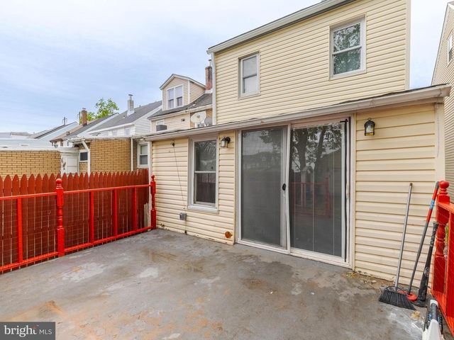 628 PINE ST, Bristol, PA 19007