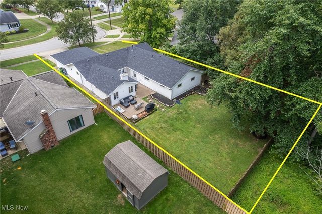 266 Jananna Drive, Berea, OH 44017