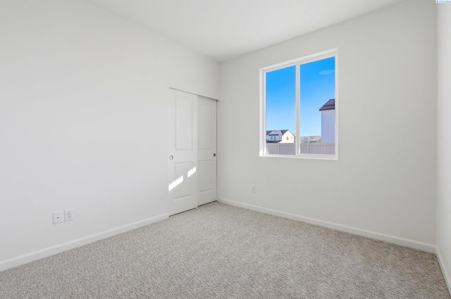 1202 18th St, Benton City, WA 99320