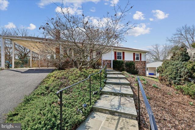 11924 FERNSHIRE RD, Gaithersburg, MD 20878