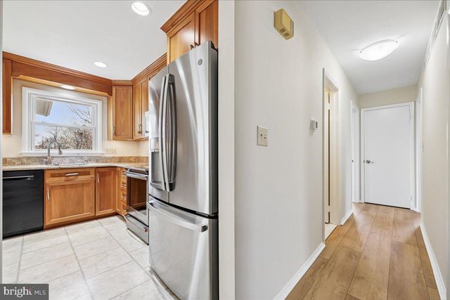 11924 FERNSHIRE RD, Gaithersburg, MD 20878