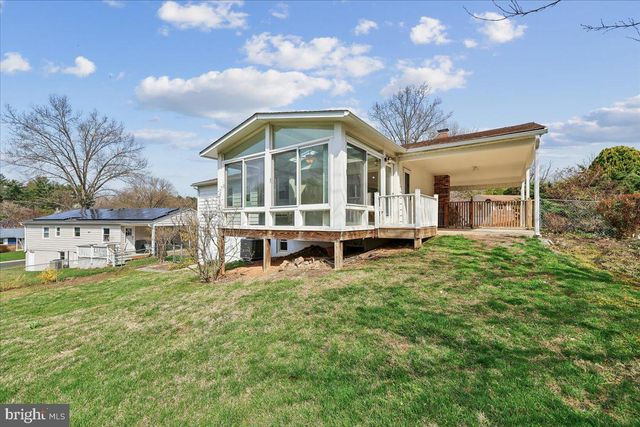 11924 FERNSHIRE RD, Gaithersburg, MD 20878