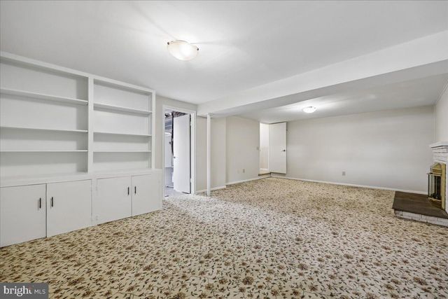 11924 FERNSHIRE RD, Gaithersburg, MD 20878