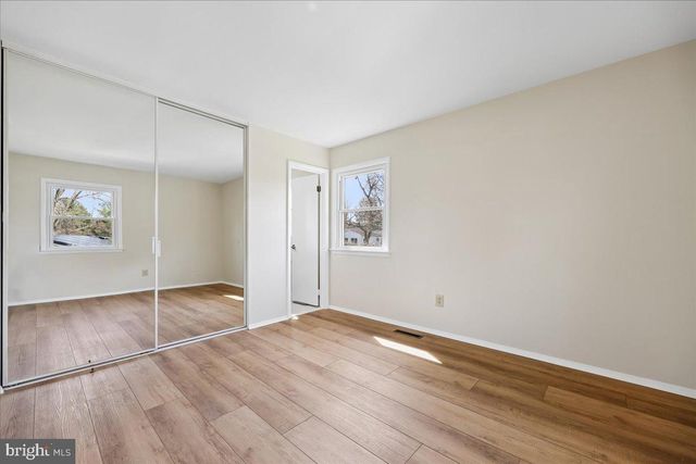 11924 FERNSHIRE RD, Gaithersburg, MD 20878