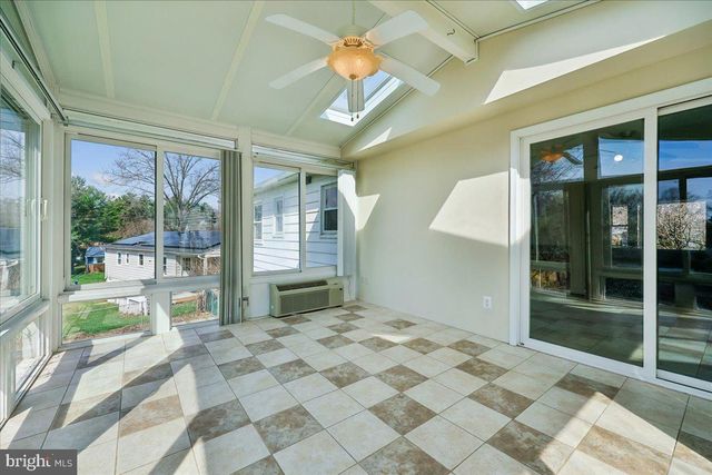 11924 FERNSHIRE RD, Gaithersburg, MD 20878