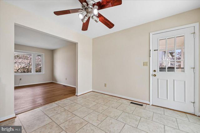 11924 FERNSHIRE RD, Gaithersburg, MD 20878